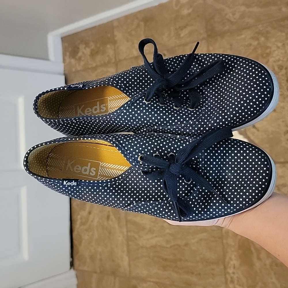 Navy blue and white polka do Keds